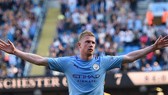 Kevin De Bruyne chấn thương không nghiêm trọng là tin vui với Man.City. Ảnh: Getty Images