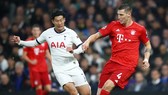 Tottenham (trái) tiếp diễn thứ phong độ quá sa sút ở mùa giải này. Ảnh: Getty Images