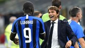 Romelu Lukaku là thương vụ thành công, nhưng cũng tiêu tốn quá nhiều tiền của Inter. Ảnh: Getty Images