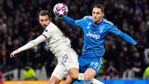 Lyon (trái) đã giành chiến thắng 1-0 ở trận lượt đi tại Pháp ngày 26-2. Ảnh: Getty Images
