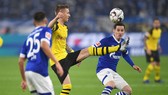 Trận “derby vùng Ruhr” hâm nóng ngày Bundesliga trở lại. Ảnh: Getty Images