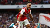 Bất kỷ đội bóng tham vọng nào cũng đều muốn sở hữu một Pierre-Emerick Aubameyang có bản năng săn bàn siêu hạng. Ảnh: Getty Images