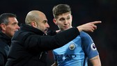 HLV Pep Guardiola đã hết kiên nhẫn với trung vệ John Stones. Ảnh: Getty Images