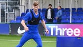 Timo Werner lần đầu ra sân tập cùng đội bóng mới Chelsea vào thứ ba. Ảnh: Getty Images