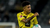 Jadon Sancho ở lại giúp Dortmund thắng khai mùa Bundesliga cuối tuần qua.