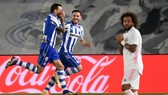 Real Madrid tiếp đà sa sút khi thất bại 1-2 trước Alaves ngay trên sân nhà.