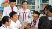 Thầy Nguyễn Minh Phương, giáo viên Trường THCS Cầu Kiệu (quận Phú Nhuận) Ảnh: HOÀNG HÙNG