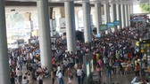 Khách qua sân bay Tân Sơn Nhất, Nội Bài dịp tết tăng kỷ lục