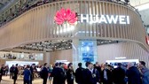 Huawei khai trương cửa hàng đầu tiên tại Pháp vào đầu tháng 3 vừa qua