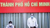 Bí thư Thành ủy TPHCM Nguyễn Thiện Nhân phát biểu tại cuộc họp trực tuyến. Ảnh: TTXVN