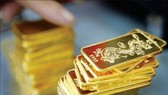 Vàng SJC giảm 1,35 triệu đồng/lượng