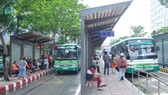 Nhà chờ xe buýt trên đường Hàm Nghi, quận 1, TPHCM. Ảnh: CAO THĂNG