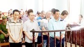 Các bị cáo nguyên là cán bộ TTGT TP Cần Thơ bi truy tố trước pháp luật