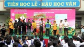 Chương trình sân khấu học đường nhận được sự hưởng ứng tích cực của học sinh Trường THCS Huỳnh Khương Ninh, quận 1