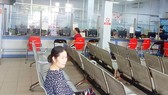 Đi tìm văn hóa công sở và trách nhiệm công vụ - Bài 3: Nở rộ dịch vụ hành chính… tư