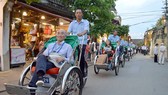 Các bộ trưởng tài chính tham quan Hội An trong những ngày diễn ra APEC