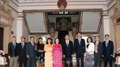 Các đại biểu chụp ảnh lưu niệm. Ảnh: TTXVN