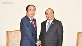 Thủ tướng Nguyễn Xuân Phúc tiếp ông Kiyoshi Ueda, Thống đốc tỉnh Saitama (Nhật Bản). Ảnh: VGP