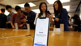 Trung Quốc cấm nhập khẩu và bán iPhone