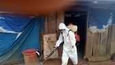 Ngành y tế tỉnh Đắk Nông đang triển khai các biện pháp khử trùng tại vùng dịch