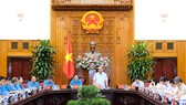 Thủ tướng Nguyễn Xuân Phúc tại buổi làm việc với Tổng Liên đoàn Lao động Việt Nam. Ảnh: VGP