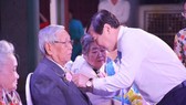 Quận Thủ Đức: 133 đảng viên cao tuổi nhận Huy hiệu Đảng