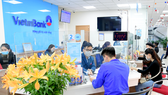 Ngân hàng, chứng khoán vẫn giao dịch bình thường