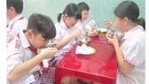 Nâng cao chất lượng bữa ăn bán trú: Chủ động các nguồn lực xã hội hóa