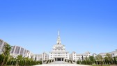 Trường Đại học VinUni nằm trong khu đô thị Vinhomes Ocean Park, có tổng diện tích 23ha với những trang thiết bị hiện đại nhất để phục vụ cho phương pháp học tập tiên tiến