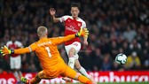 Mesut Oezil hy vọng sẽ tạo nên khác biệt.
