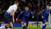 Pochettino sửng sốt trước tài đi bóng của Hazard