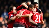 Thắng dễ Fulham, Man United chiếm chỗ Chelsea trong tốp 4