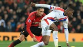 Wilfried Zaha sẽ khó quậy phá ở Pld Trafford