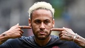 Neymar không sang Barcelona vào tháng Giêng tới