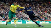 Norwich City - Arsenal 2-2: Aubameyang cứu nguy Pháo thủ
