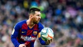 Messi tiết lộ bí mật sút phạt của mình