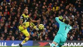 Chelsea thảm bại 0-2 trước Southampton