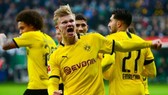 Haaland rẻ hơn ba lần so với Mbappe trong mùa hè
