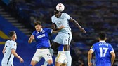 Kurt Zouma (Chelsea) luôn thắng trong trò chơi không chiến
