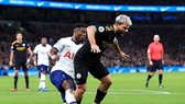 Tottenham thách đố Man City