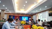 Chỉ có khoảng 20 người được tham gia buổi họp báo