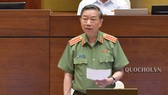 Bộ trưởng Bộ Công an Tô Lâm cho biết, để đảm bảo quyền bí mật thông tin cá nhân, việc thu thập, lưu trữ, xử lý, bảo vệ dữ liệu về cư trú phải đáp ứng các yêu cầu rất chặt chẽ