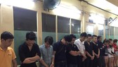 Nhóm "dân chơi" tại cơ quan công an