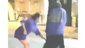 Xôn xao đoạn clip nữ sinh THPT bị đánh hội đồng quay video đưa lên mạng.