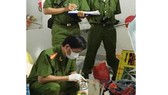 Nghi án vợ chết do bị siết cổ, chồng tự tử