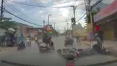 Hình ảnh camera hành trình ghi lại diễn biến vụ việc