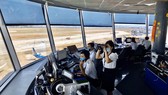 Xử lý nghiêm hãng hàng không dồn, hủy chuyến bay