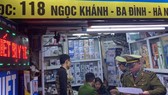 Công an Hà Nội ra quân xử lý nạn đầu cơ khẩu trang y tế