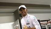 LewisHamilton đã giành chiến thắng may mắn ở Singapore