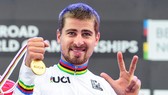 Peter Sagan và "cú ăn 3"
